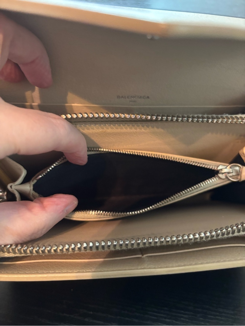 Authentic Balenciaga Papier Leather Envelope Continental Wallet WOC Ready - Picture 11 of 12